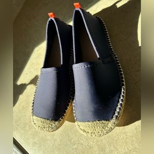 Sea star beachwear shoes navy blue size 6 EUC
